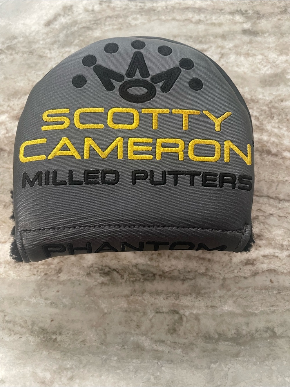 Scotty Cameron Phantom Milled Putters 
Headcover